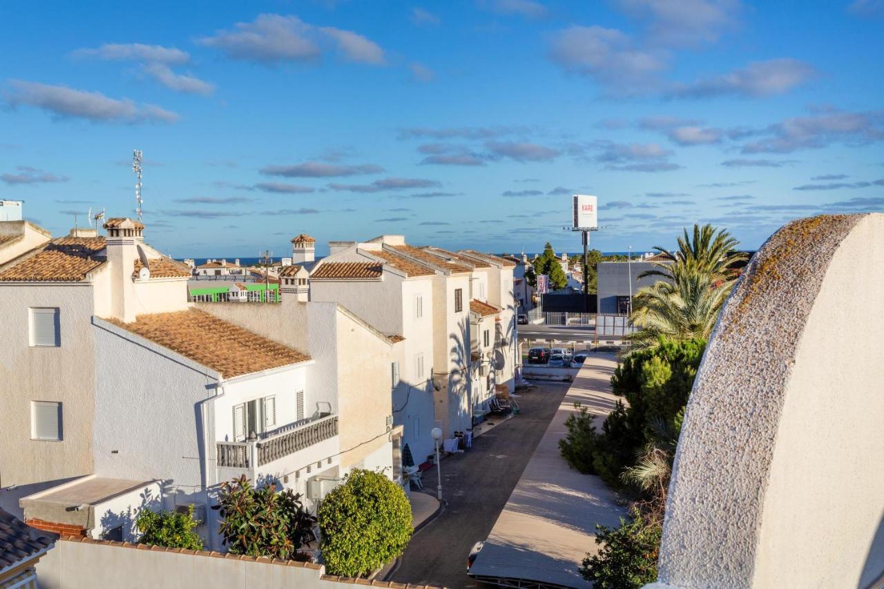 Vila Pool-Side Townhouse In Cabo Roig Orihuela Exteriér fotografie